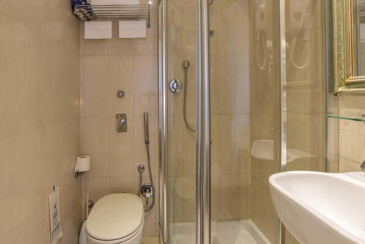 Superior Single Room,985777153:JPEG